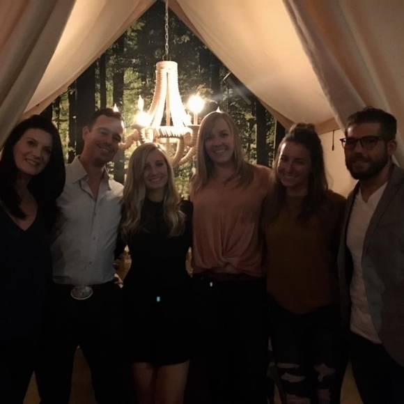 Meet your Posher, Macy - Picture 1 of 1